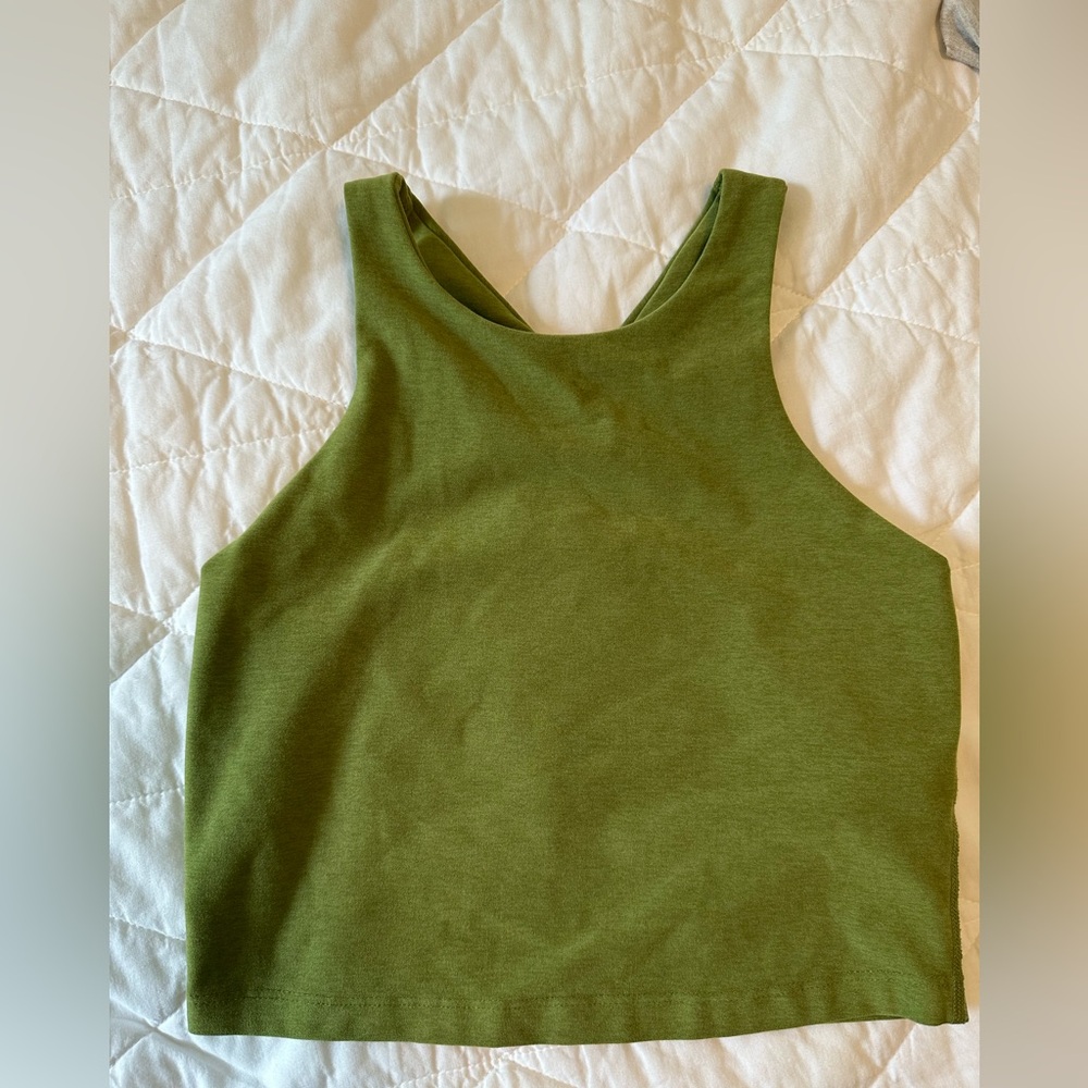 Beyond Yoga women’s green Focus Crop Racerback Performance Tank size small